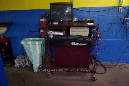 1530 Keele Street - Photo 15