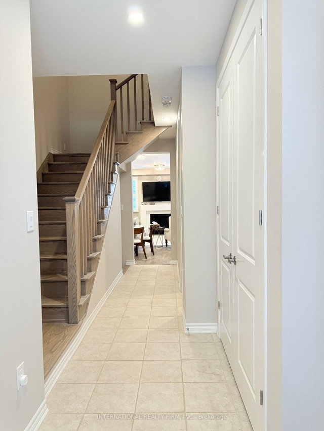 1221 Ferguson Drive SE