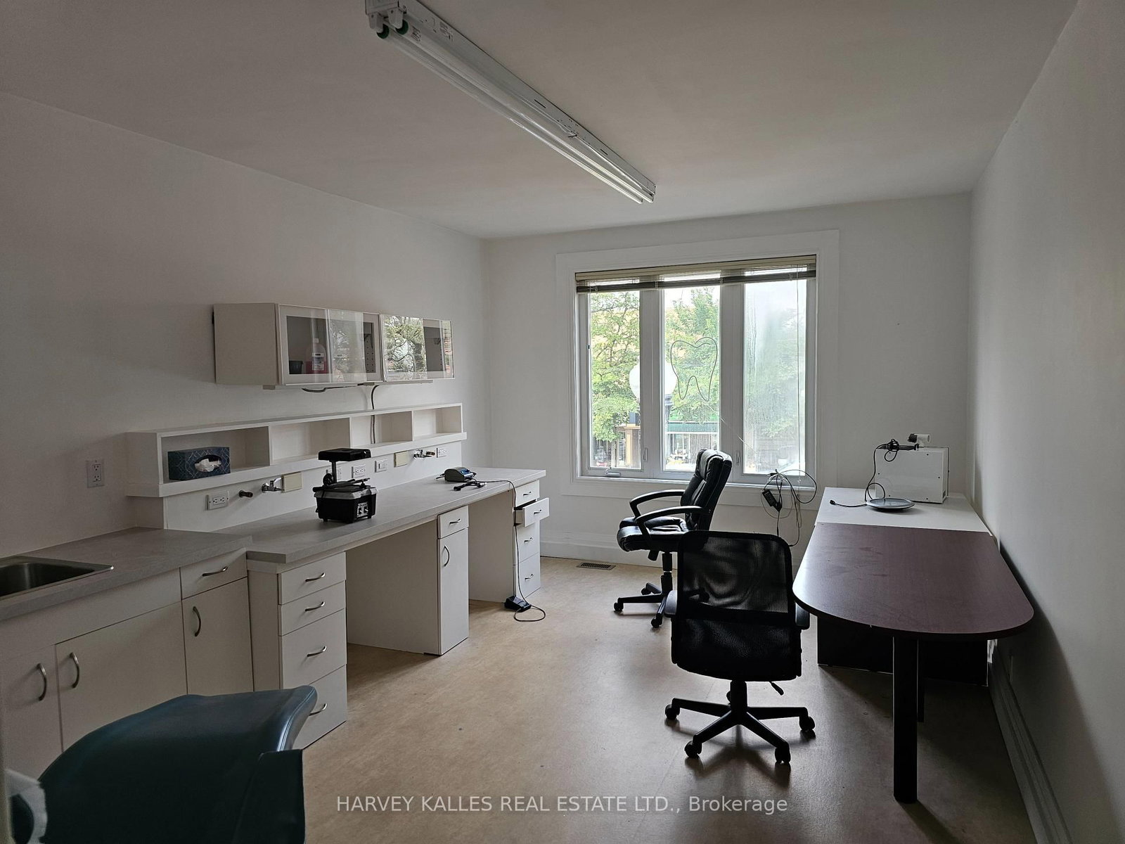 1261 A St.Clair Avenue W - Photo 8