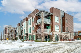 307 - 2388 Khalsa Gate