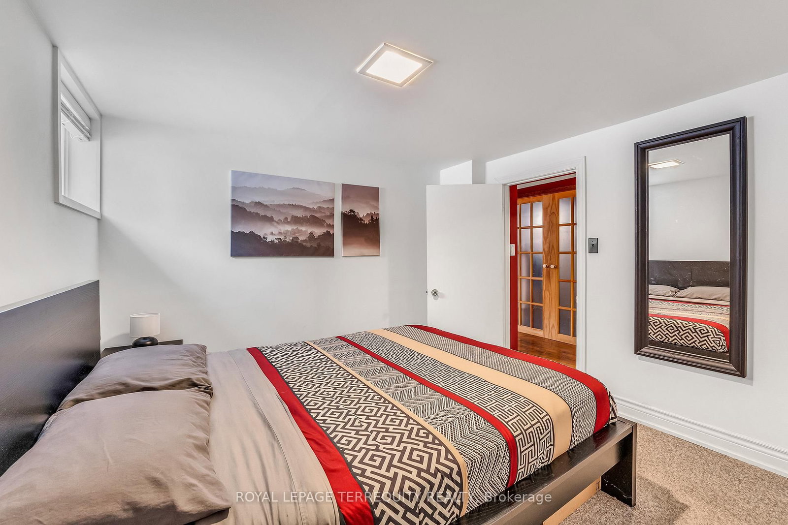 Detached House for sale at 5 Acorn Avenue, Toronto, Ontario, M9B 3P7 - Islington-City Centre West - MLS: W12800808