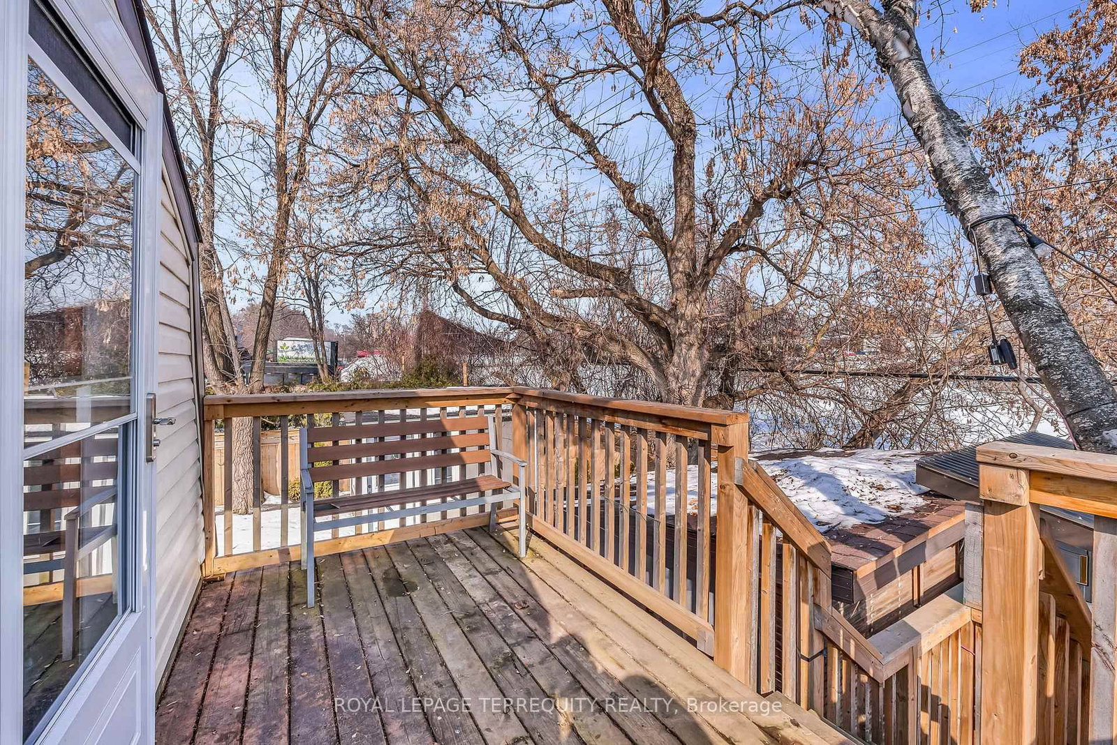 Detached House for sale at 5 Acorn Avenue, Toronto, Ontario, M9B 3P7 - Islington-City Centre West - MLS: W12800808