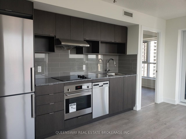 1504 - 7 Mabelle Avenue