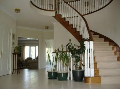 5278 Hilton Crt, Mississauga, L5M5B5 | Image 2