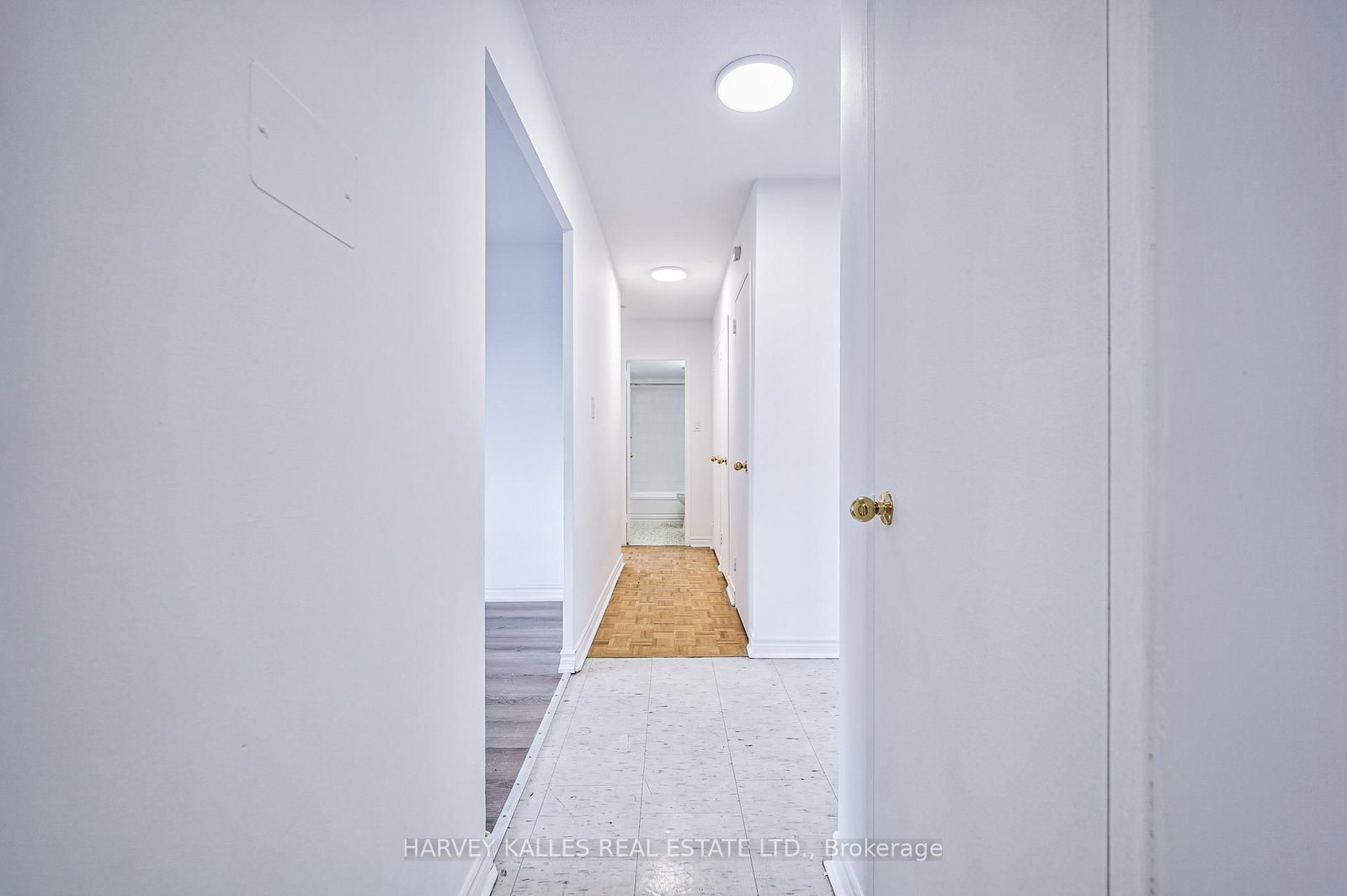 2000 Sheppard Avenue W, Unit 1208 - Photo 19