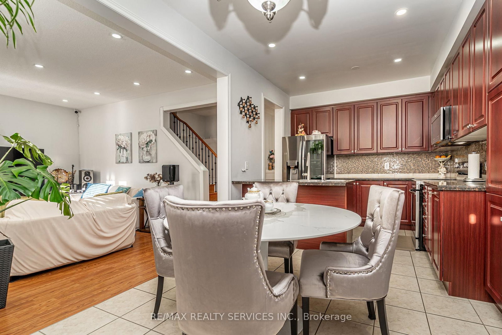 Detached House for sale at 88 Sled Dog Road, Brampton, Ontario, L6R 0J4 - Sandringham-Wellington - MLS: W12801252