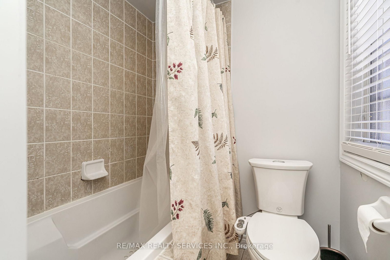 Detached House for sale at 88 Sled Dog Road, Brampton, Ontario, L6R 0J4 - Sandringham-Wellington - MLS: W12801252