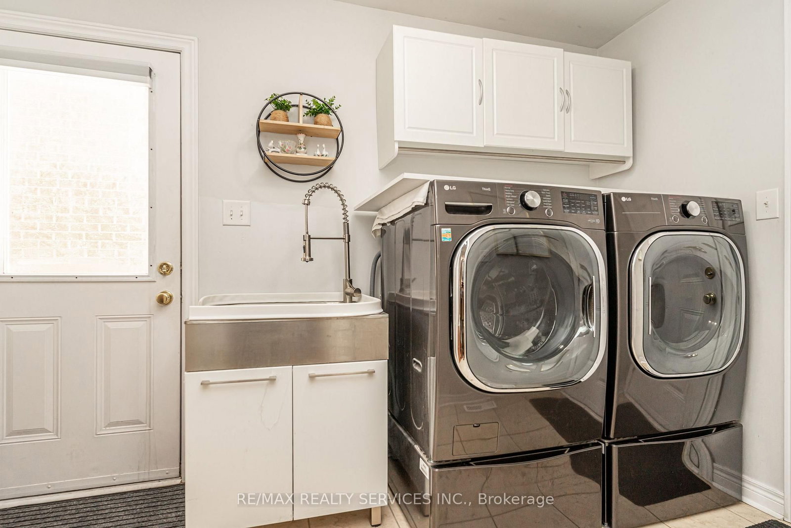 Detached House for sale at 88 Sled Dog Road, Brampton, Ontario, L6R 0J4 - Sandringham-Wellington - MLS: W12801252