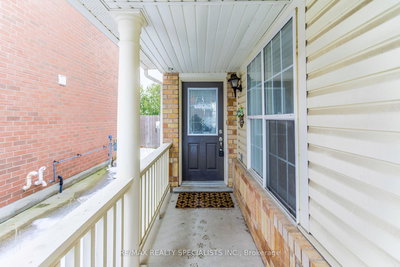 511 Collis Court North, Milton, Ontario image-0-3