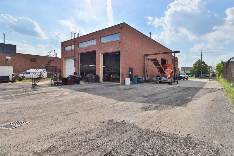 1828 Drew Rd, Mississauga, L5S 1J6 | Image 3