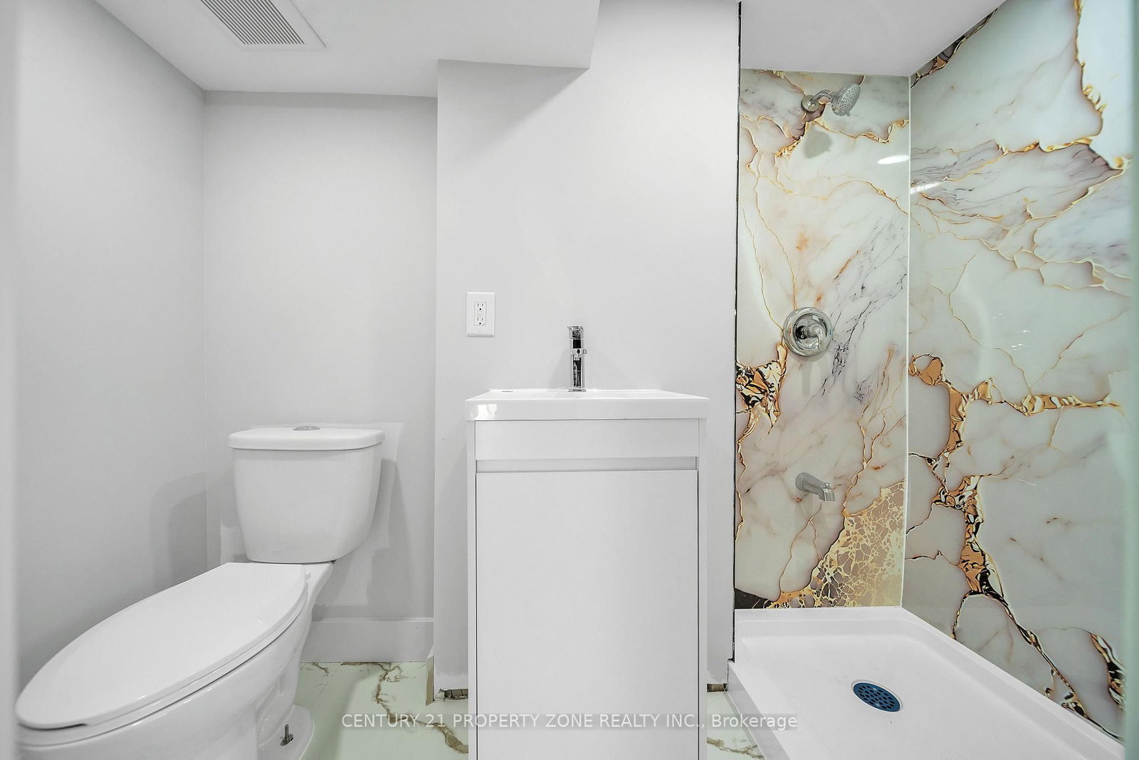 Detached House for sale at 102 Prince Charles Drive, Halton Hills, Ontario, L7G 3V6 - Georgetown - MLS: W12802224