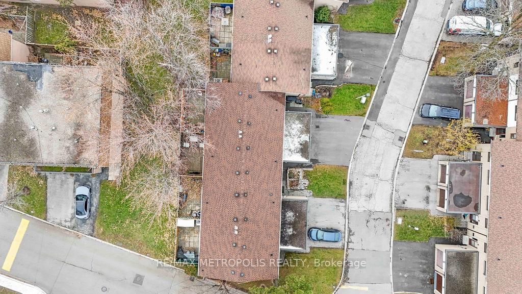 Listing Image 43