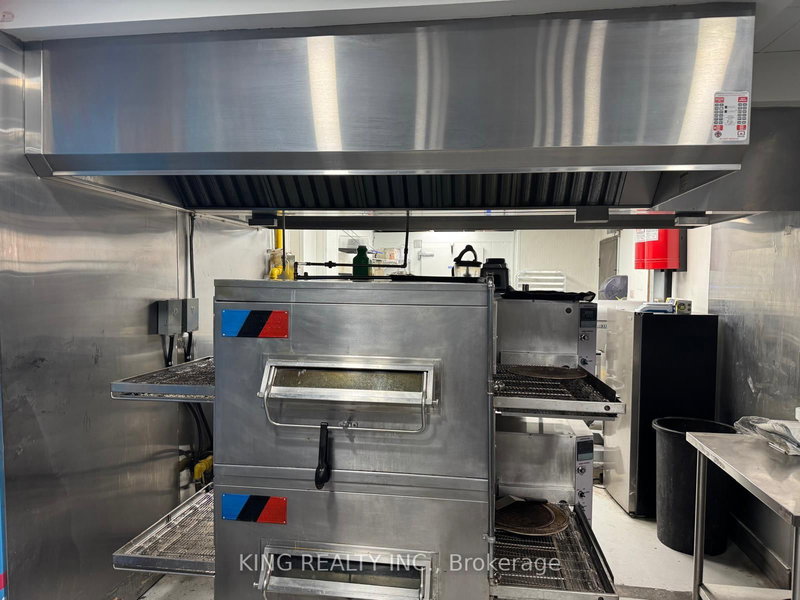 1 - 50 Sky Harbour Dr, Brampton, L6Y 6B8 | Image 3