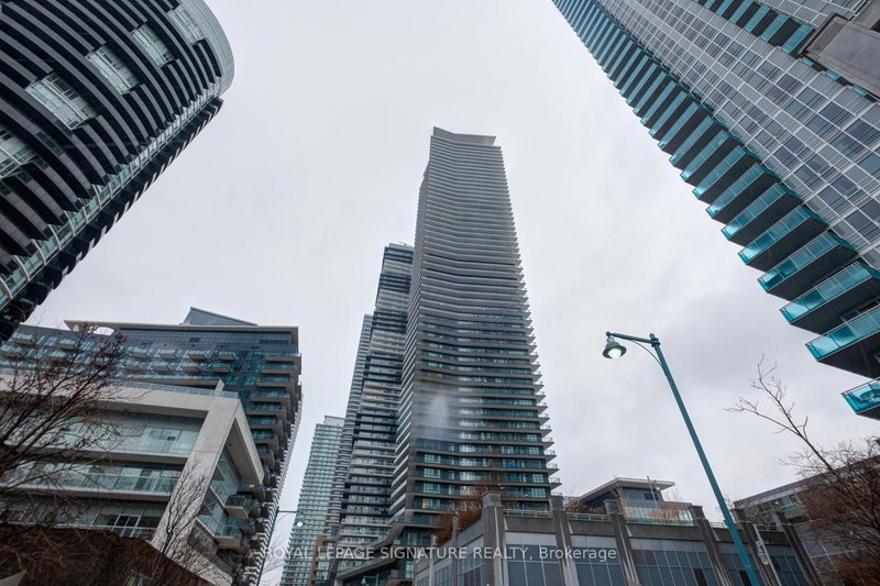 home for lease on 4501-38 Annie Craig Drive