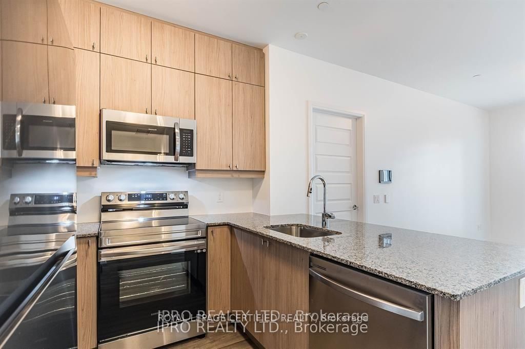 Condo for sale at 313-460 Gordon Krantz Avenue, Milton, Ontario, L9T 2X5 - Walker - MLS: W12803402