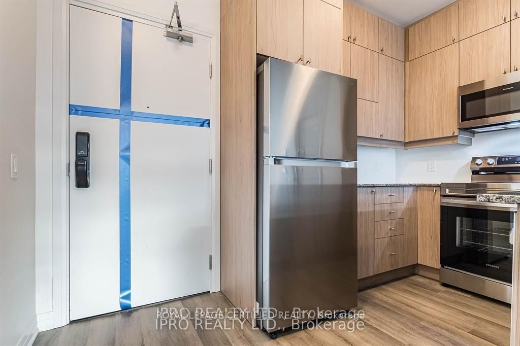 Condo for sale at 313-460 Gordon Krantz Avenue, Milton, Ontario, L9T 2X5 - Walker - MLS: W12803402