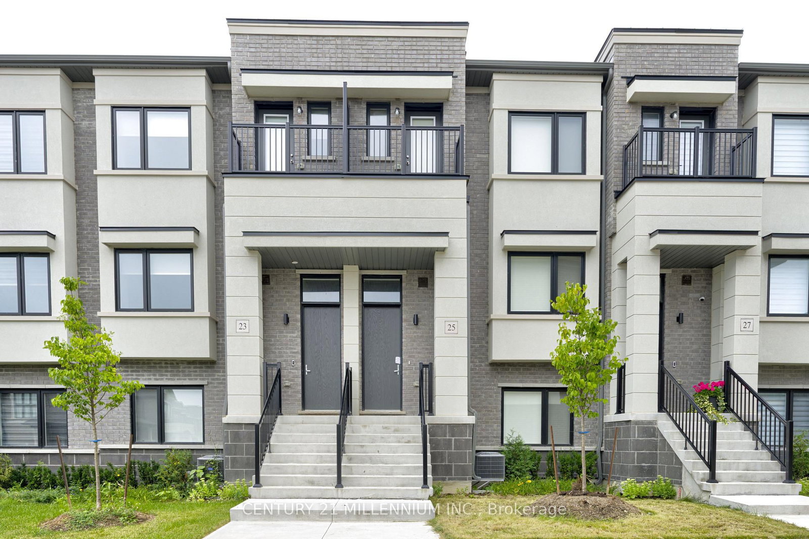 Townhouse sold at 25 Lambert Lane, Caledon, Ontario, L7E 4M5 - Bolton East - MLS: W12803556