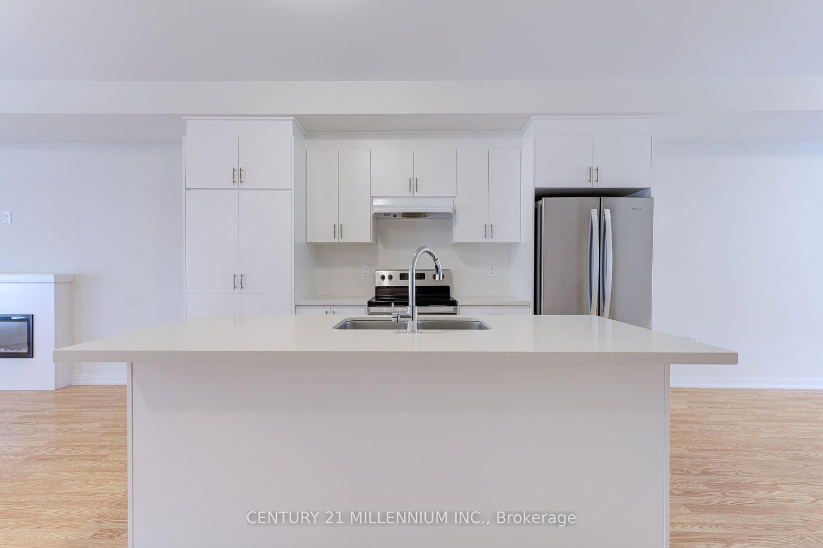 Townhouse sold at 25 Lambert Lane, Caledon, Ontario, L7E 4M5 - Bolton East - MLS: W12803556