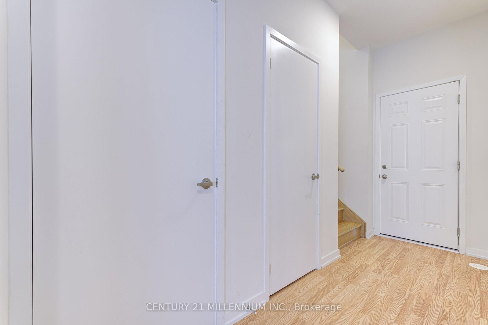 Townhouse sold at 25 Lambert Lane, Caledon, Ontario, L7E 4M5 - Bolton East - MLS: W12803556