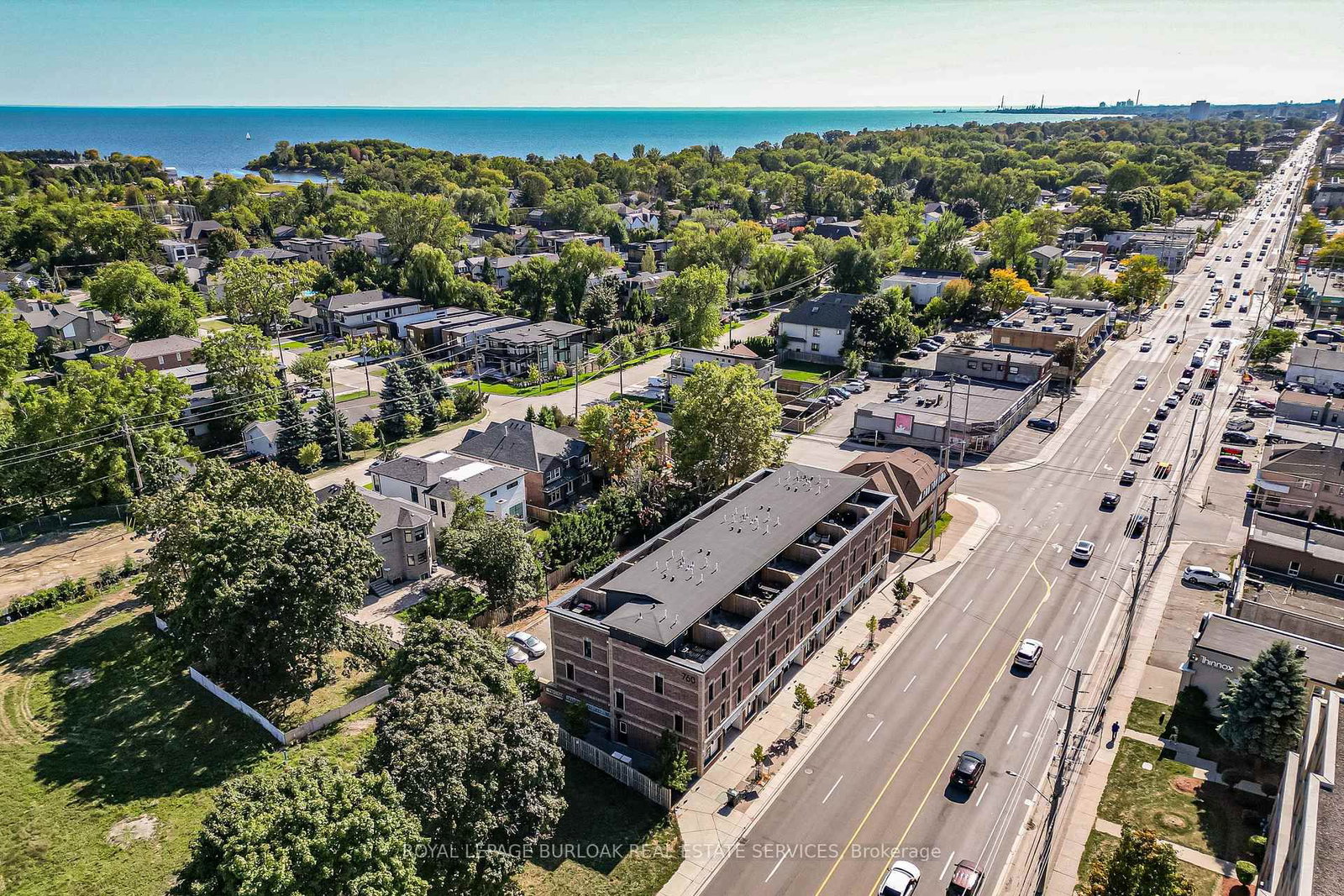 Townhouse for sale at 213-760 Lakeshore Road, Mississauga, Ontario, L5E 1C7 - Lakeview - MLS: W12803698