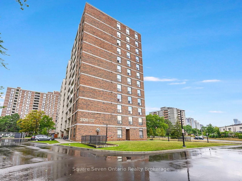 1109 - 3120 Kirwin Ave, Mississauga, L5A 3R2 | Image 3