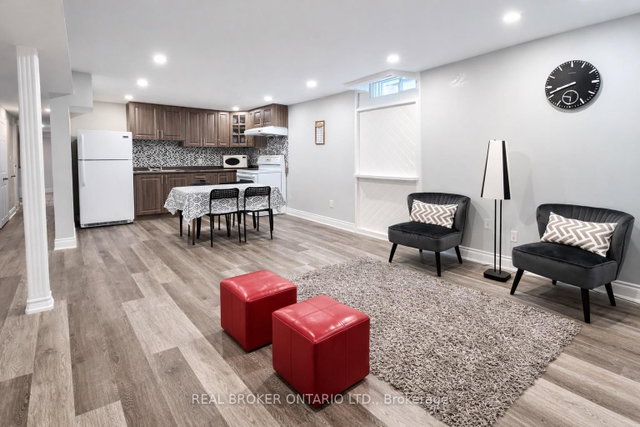Lower - 3183 Valcourt Crescent