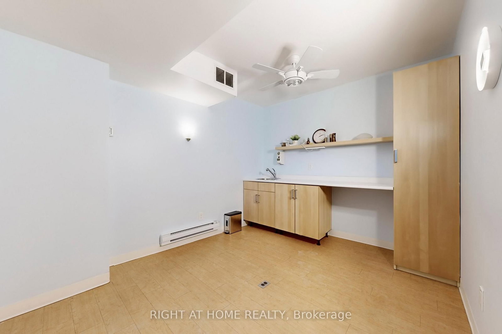 2390A Bloor Street W - Photo 23