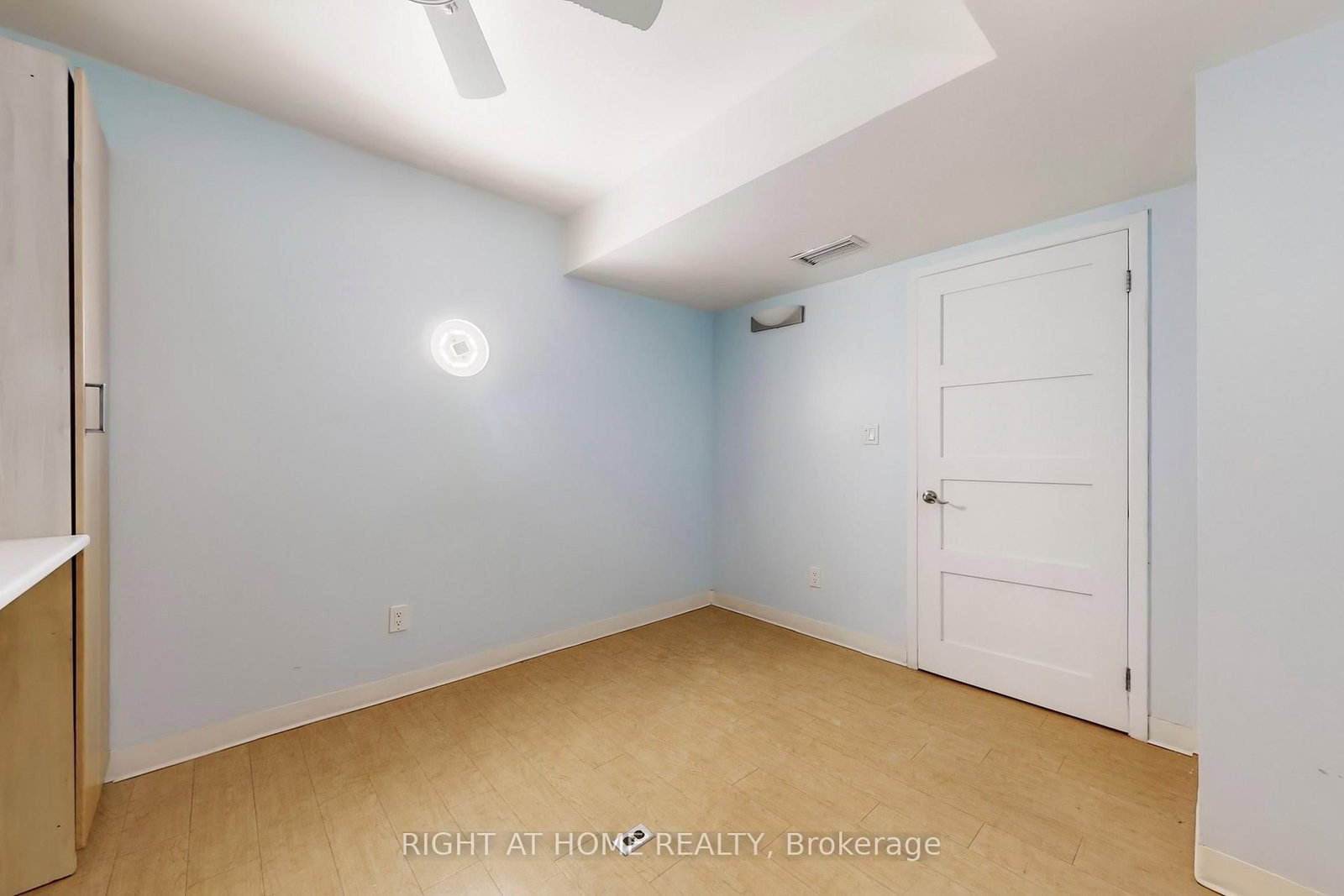2390A Bloor Street W - Photo 24