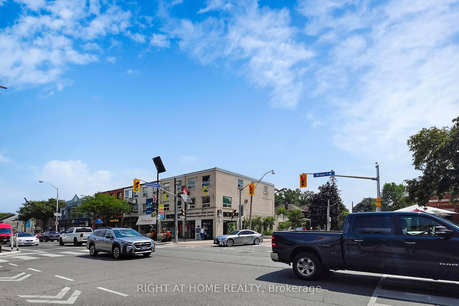 2390A Bloor Street W - Photo 36