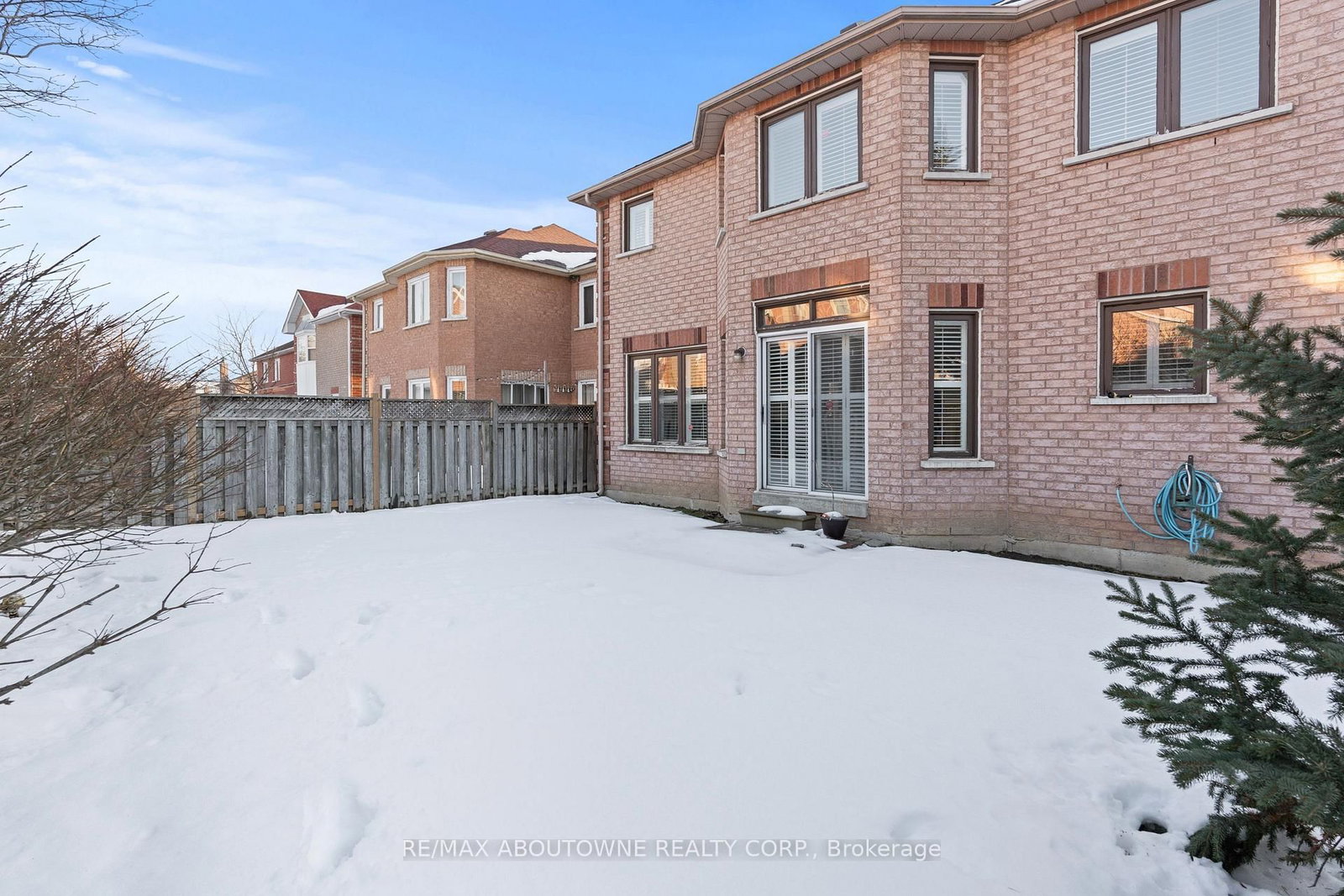 Detached House for sale at 49 Lockwood Road, Brampton, Ontario, L6Y 4T7 - Fletcher's West - MLS: W12804904