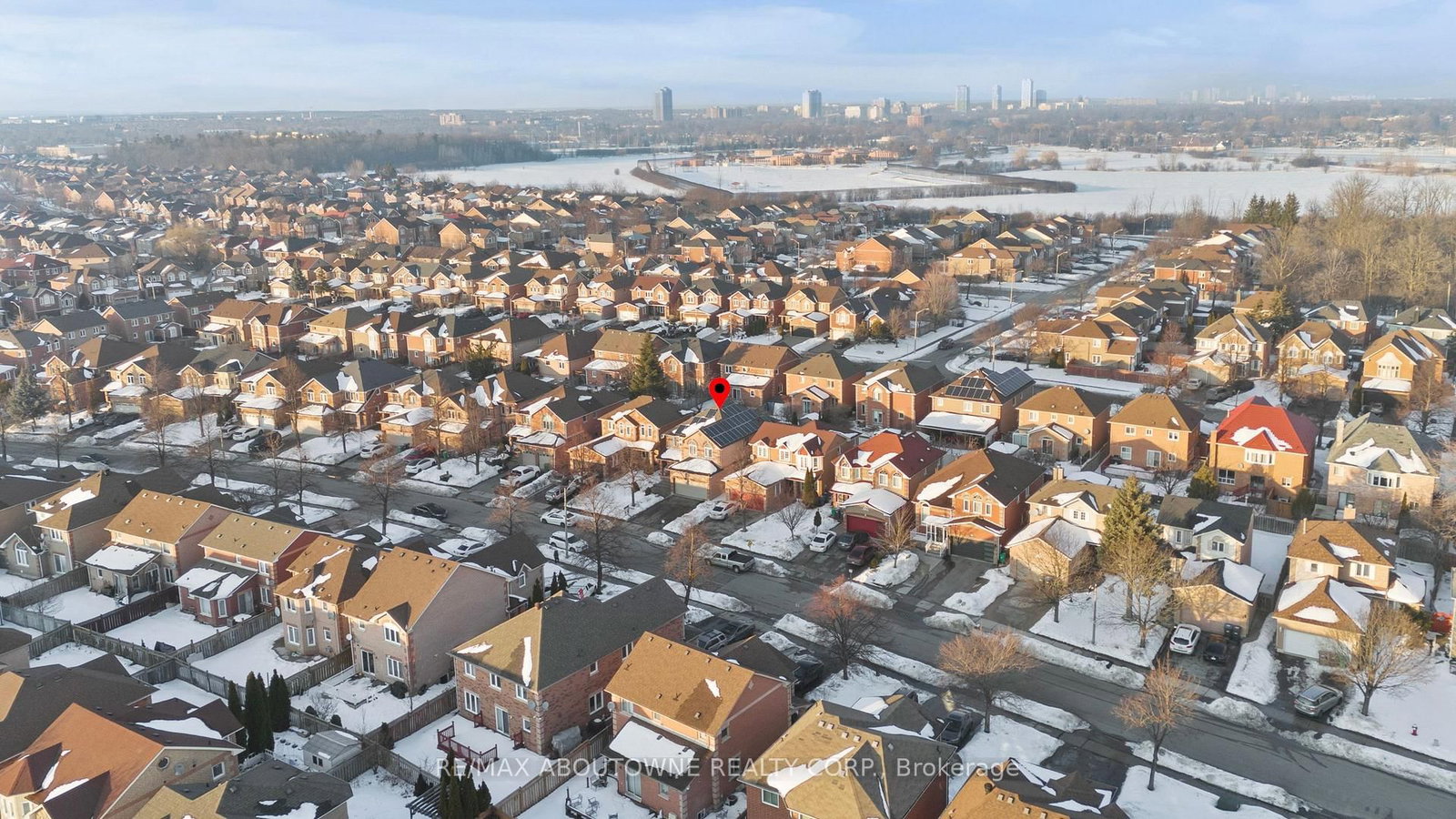 Detached House for sale at 49 Lockwood Road, Brampton, Ontario, L6Y 4T7 - Fletcher's West - MLS: W12804904