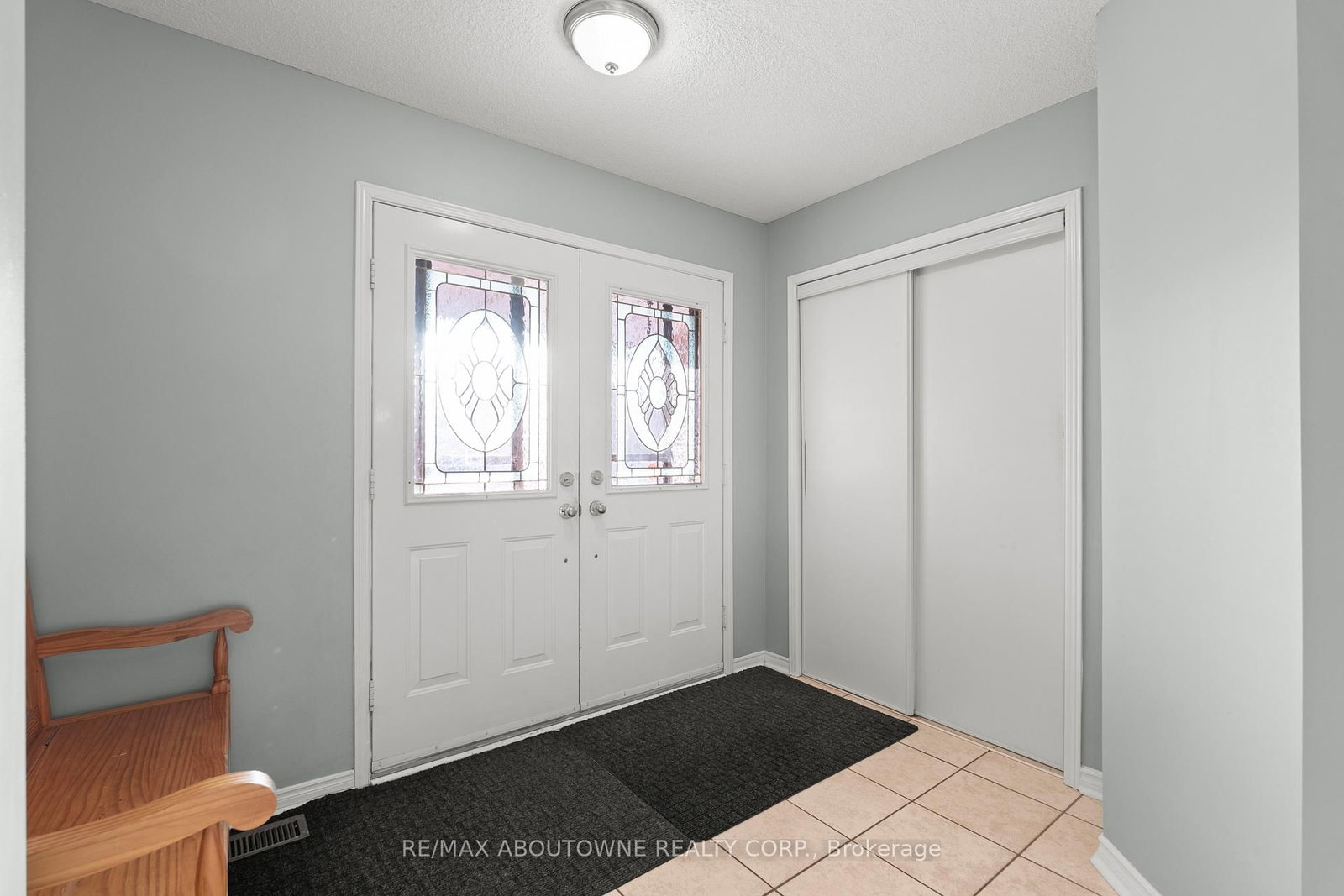 Detached House for sale at 49 Lockwood Road, Brampton, Ontario, L6Y 4T7 - Fletcher's West - MLS: W12804904