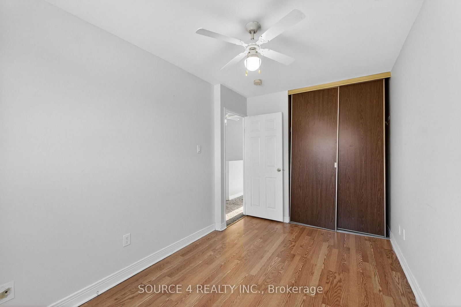 Semi-Detached House for sale at 70 Griselda Crescent, Brampton, Ontario, L6S 1M3 - Northgate - MLS: W12805004