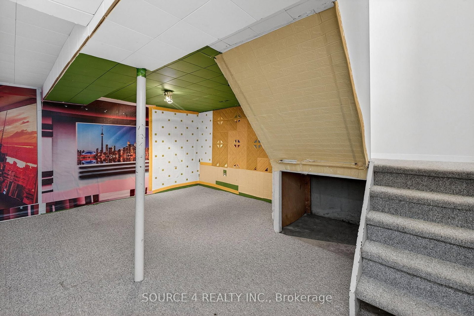 Semi-Detached House for sale at 70 Griselda Crescent, Brampton, Ontario, L6S 1M3 - Northgate - MLS: W12805004