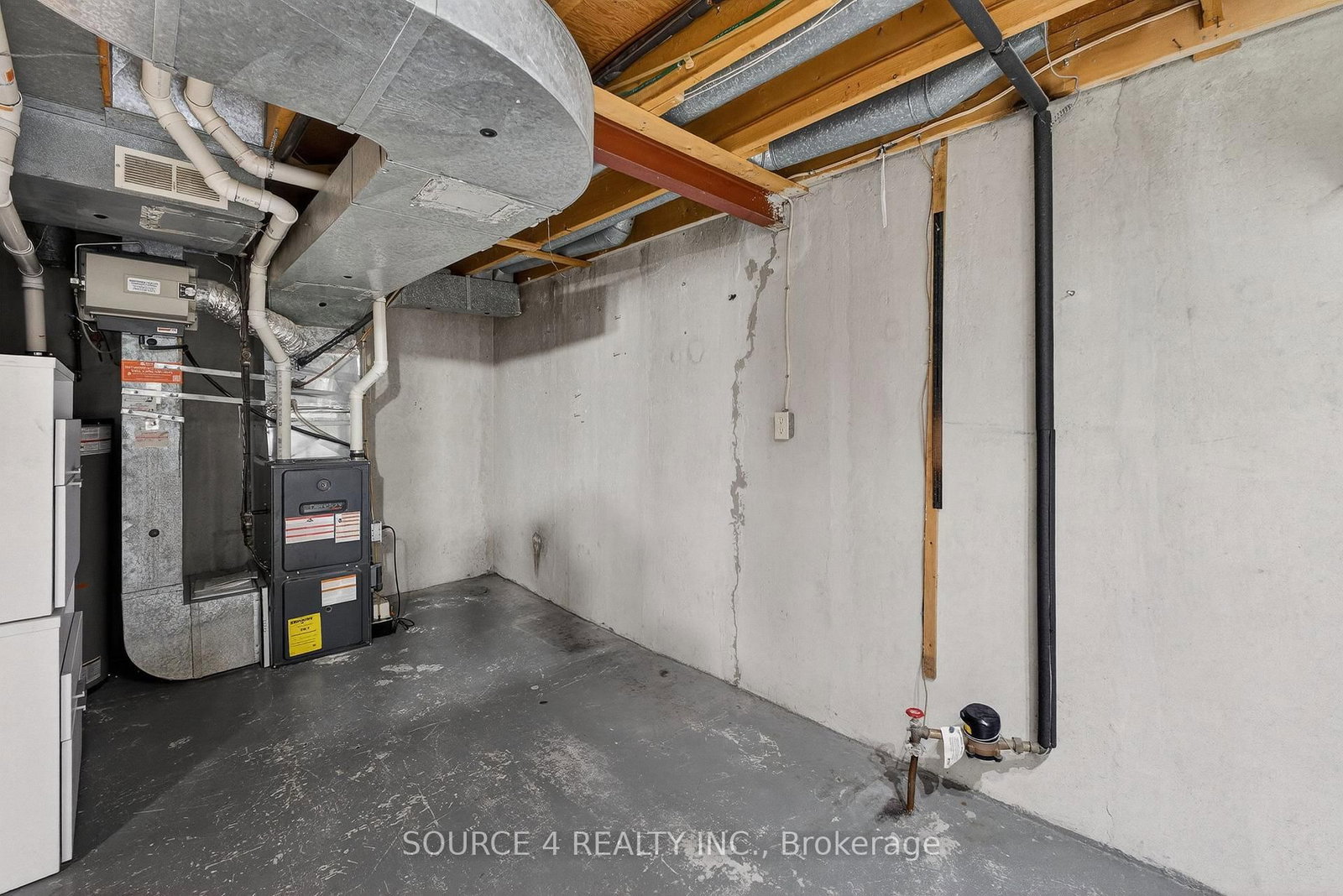 Semi-Detached House for sale at 70 Griselda Crescent, Brampton, Ontario, L6S 1M3 - Northgate - MLS: W12805004