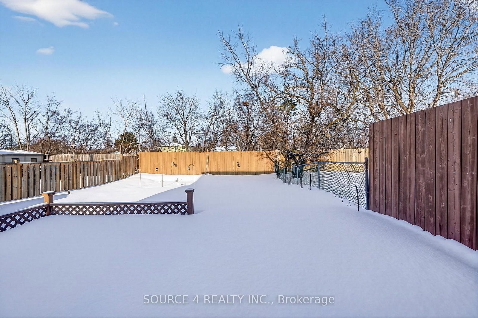 Semi-Detached House for sale at 70 Griselda Crescent, Brampton, Ontario, L6S 1M3 - Northgate - MLS: W12805004