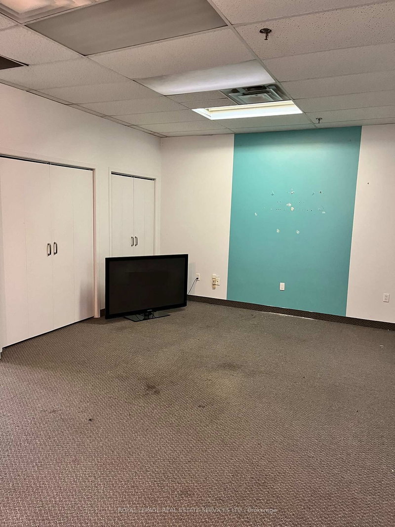 124 - 557 Dixon Rd, Toronto, M9W 6K1 | Image 3