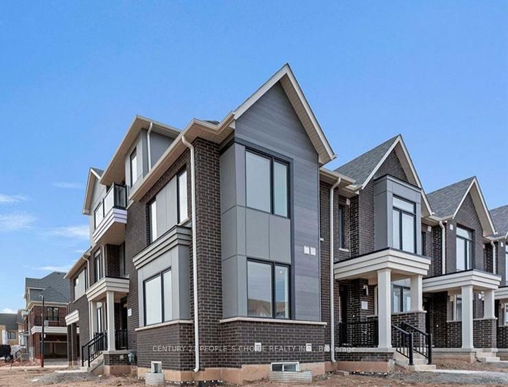 3 Crown Gate, Oakville, L6M 5S8 | Image 2