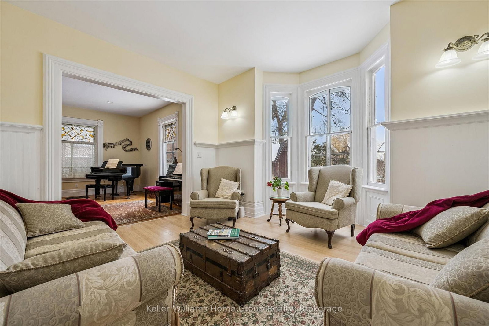 Detached House for sale at 17 Archibald Street, Brampton, Ontario, L6X 1M1 - Brampton West - MLS: W12805682