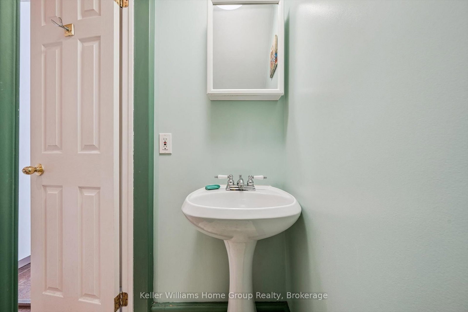 Detached House for sale at 17 Archibald Street, Brampton, Ontario, L6X 1M1 - Brampton West - MLS: W12805682