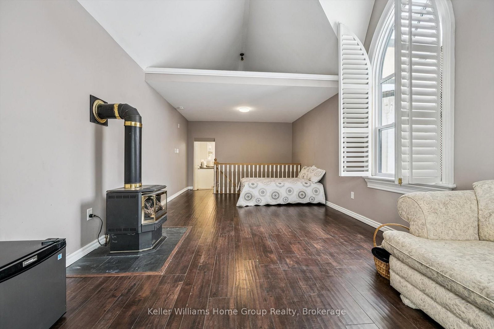 Detached House for sale at 17 Archibald Street, Brampton, Ontario, L6X 1M1 - Brampton West - MLS: W12805682