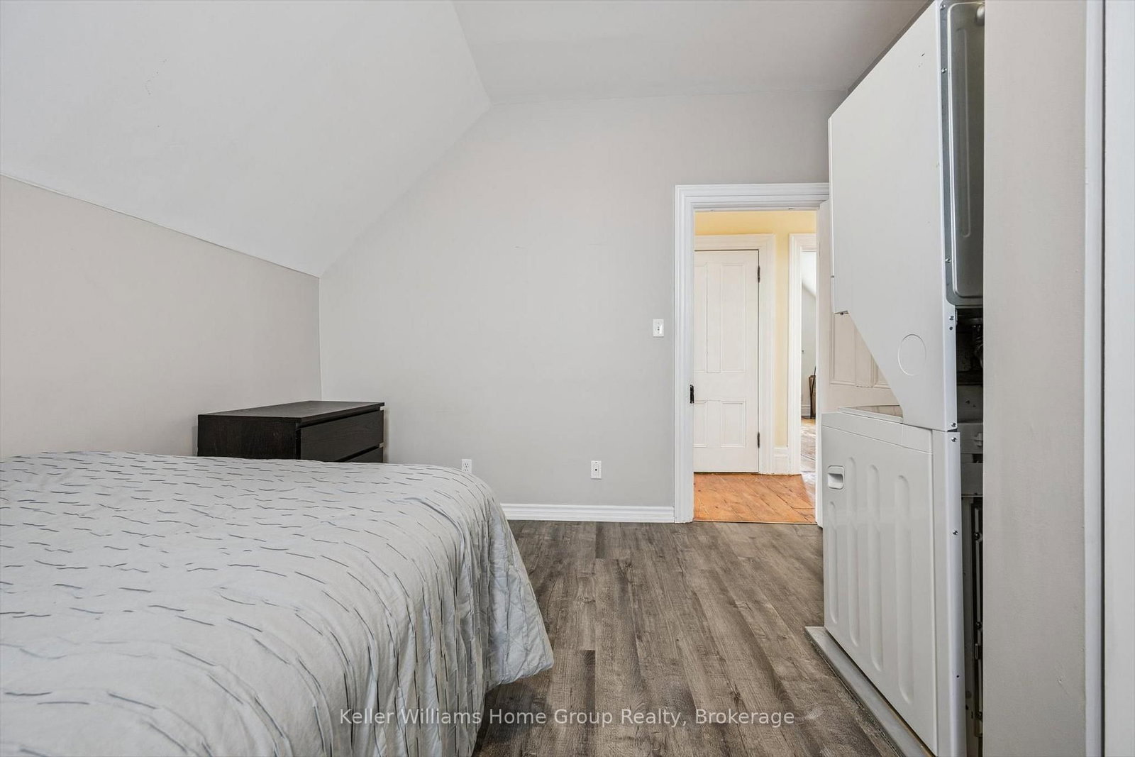 Detached House for sale at 17 Archibald Street, Brampton, Ontario, L6X 1M1 - Brampton West - MLS: W12805682