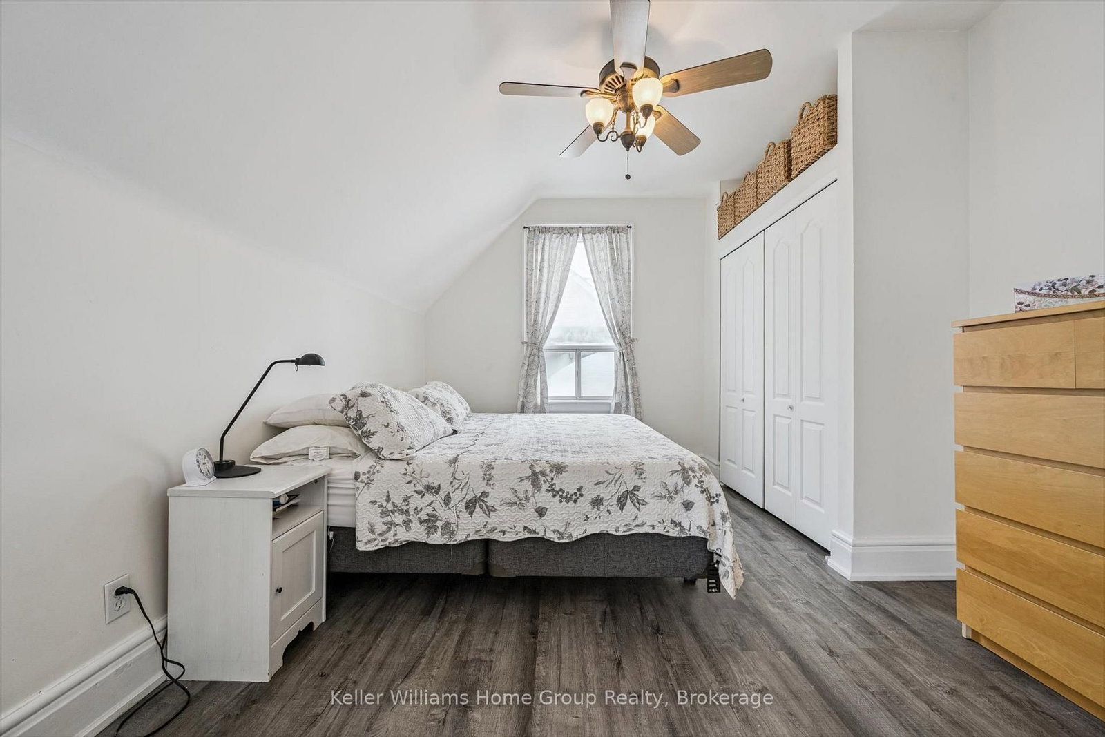 Detached House for sale at 17 Archibald Street, Brampton, Ontario, L6X 1M1 - Brampton West - MLS: W12805682