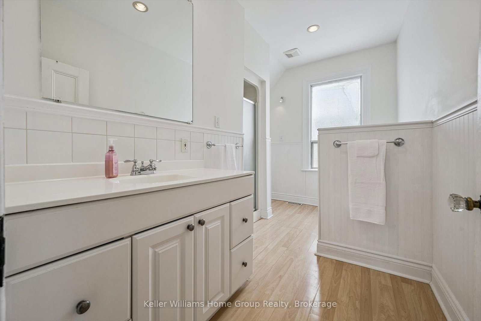 Detached House for sale at 17 Archibald Street, Brampton, Ontario, L6X 1M1 - Brampton West - MLS: W12805682