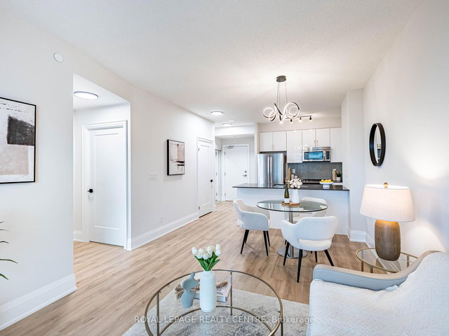 809 - 4011 Brickstone Mews