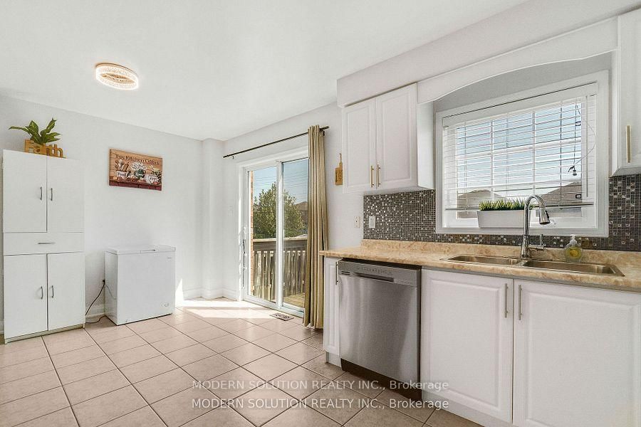 Semi-Detached House for sale at 67 Roundstone Drive, Brampton, Ontario, L6X 0K4 - Credit Valley - MLS: W12806950