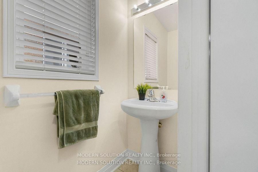 Semi-Detached House for sale at 67 Roundstone Drive, Brampton, Ontario, L6X 0K4 - Credit Valley - MLS: W12806950