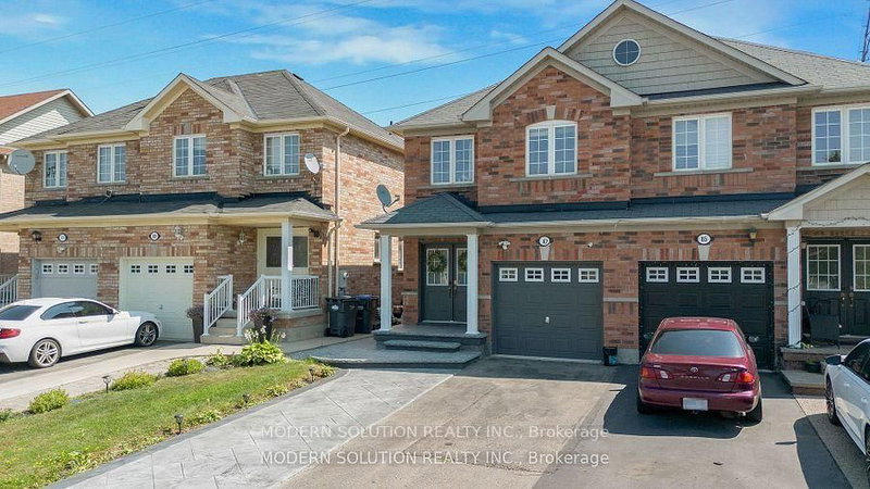 67 Roundstone Dr, Brampton, L6X 0K4 | Image 2
