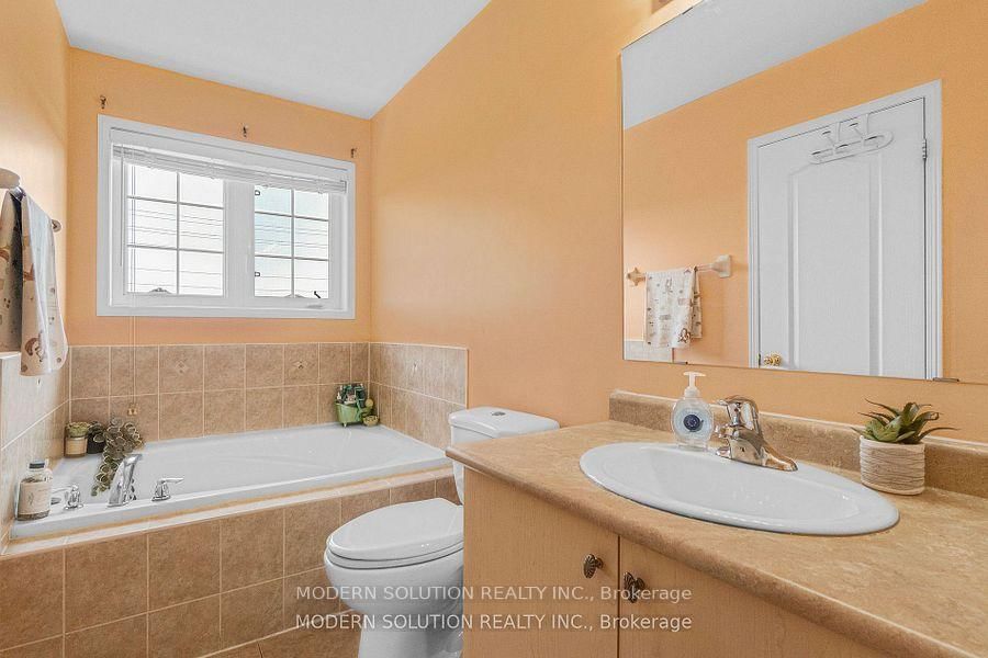 Semi-Detached House for sale at 67 Roundstone Drive, Brampton, Ontario, L6X 0K4 - Credit Valley - MLS: W12806950