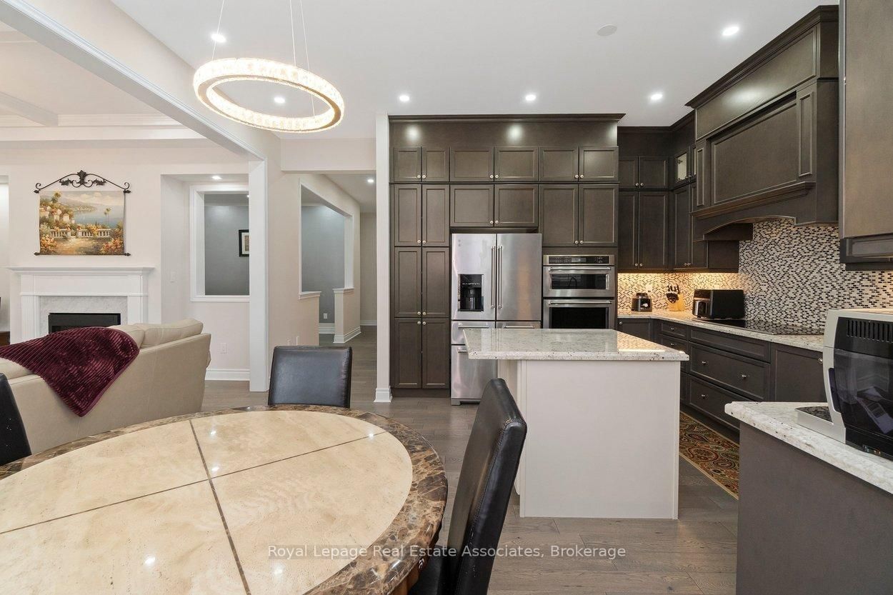 Detached House for sale at 212 Niagara Trail, Halton Hills, Ontario, L7G 0H9 - Georgetown - MLS: W12807296